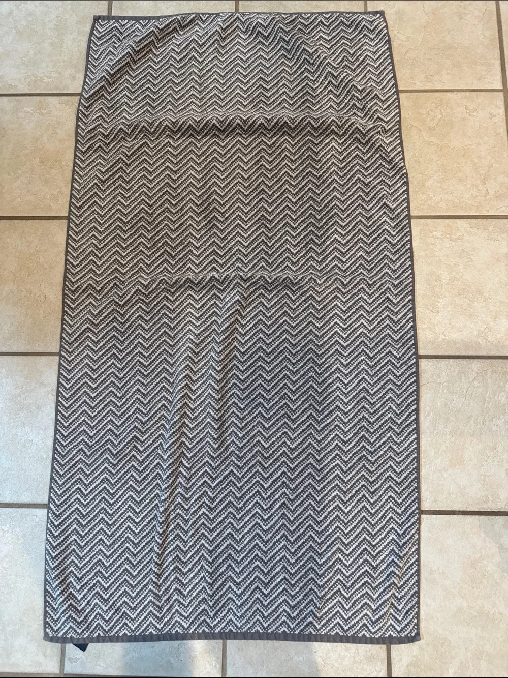 Apt. 9 Bath Towels Gray 2 and Blue 2
